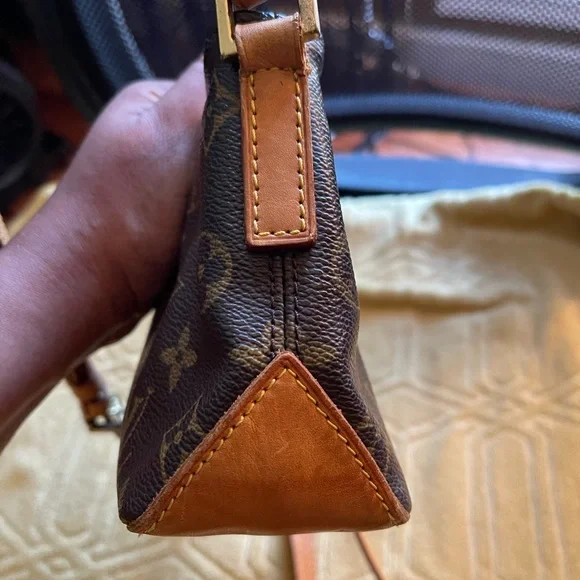 SOLD - Picture 9 of 16